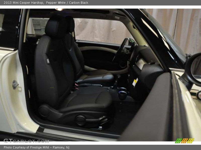 Pepper White / Carbon Black 2013 Mini Cooper Hardtop