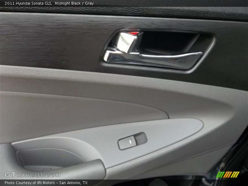 Midnight Black / Gray 2011 Hyundai Sonata GLS