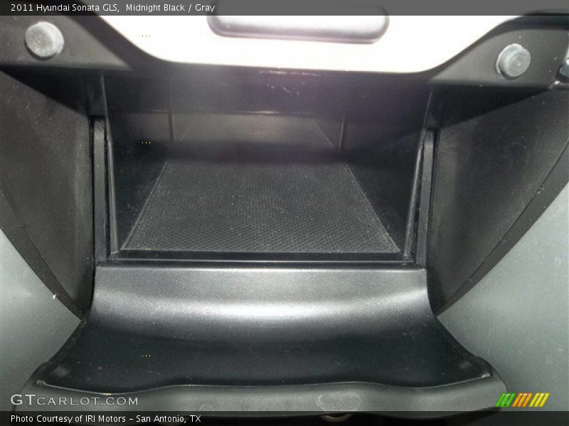 Midnight Black / Gray 2011 Hyundai Sonata GLS