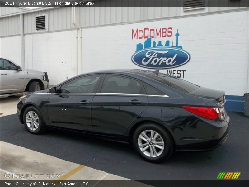 Midnight Black / Gray 2011 Hyundai Sonata GLS