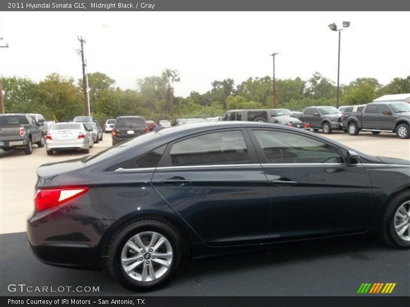 Midnight Black / Gray 2011 Hyundai Sonata GLS