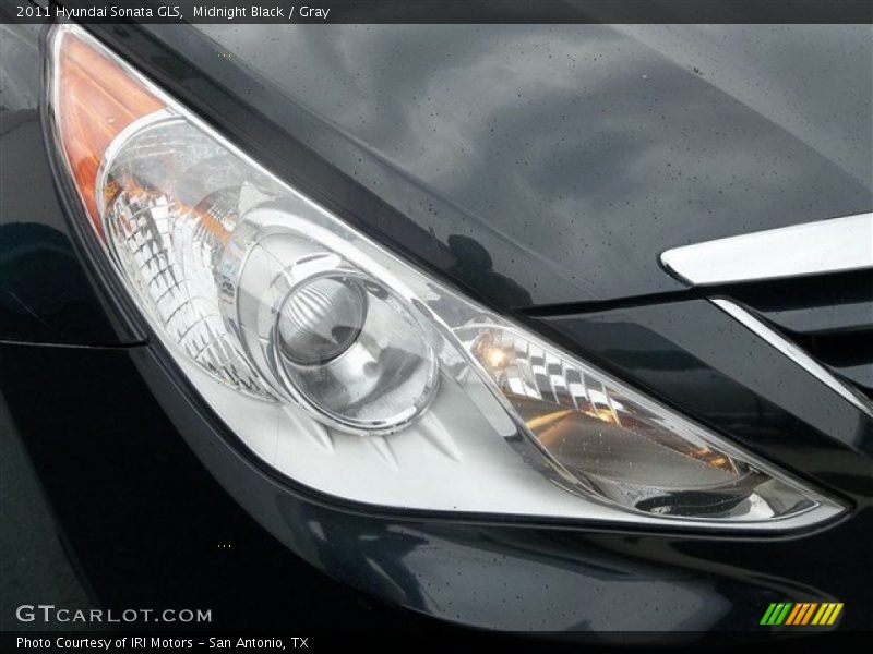 Midnight Black / Gray 2011 Hyundai Sonata GLS