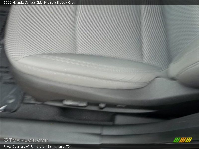 Midnight Black / Gray 2011 Hyundai Sonata GLS