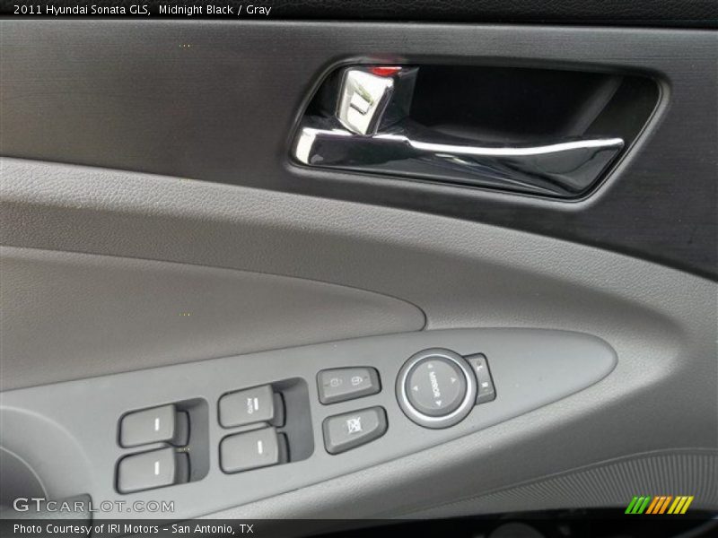 Midnight Black / Gray 2011 Hyundai Sonata GLS