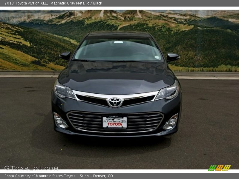Magnetic Gray Metallic / Black 2013 Toyota Avalon XLE