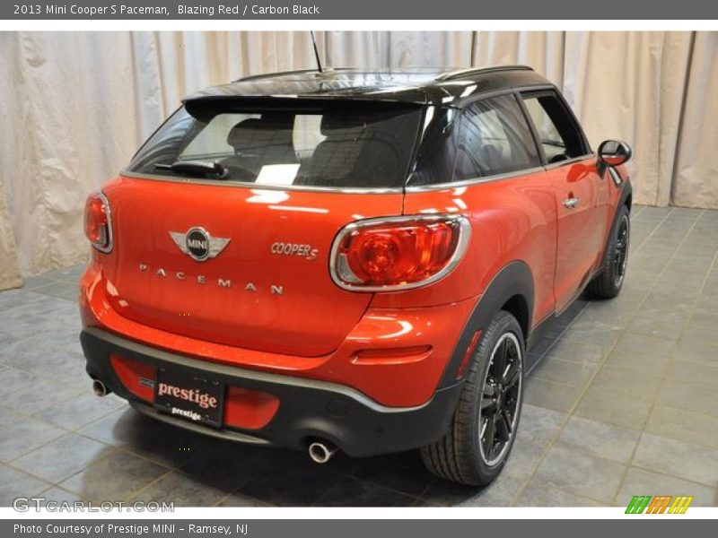 Blazing Red / Carbon Black 2013 Mini Cooper S Paceman