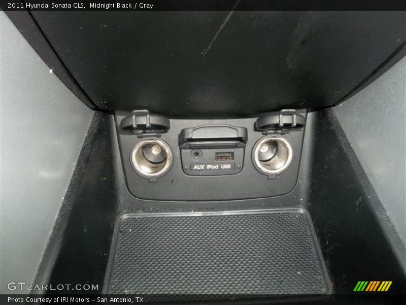 Midnight Black / Gray 2011 Hyundai Sonata GLS