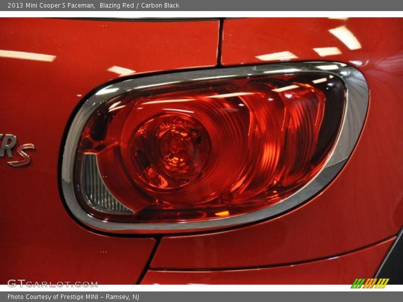 Blazing Red / Carbon Black 2013 Mini Cooper S Paceman