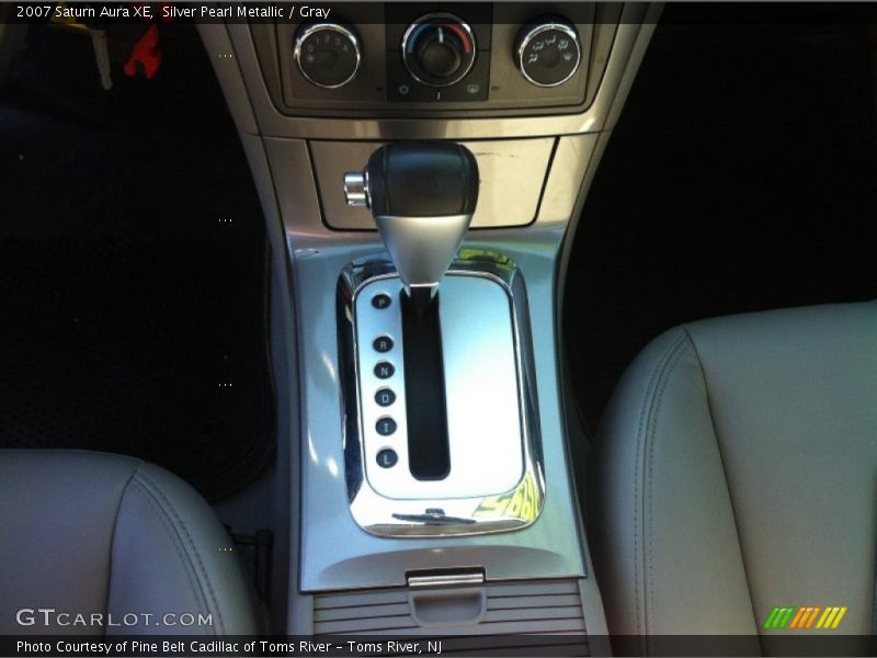 Silver Pearl Metallic / Gray 2007 Saturn Aura XE