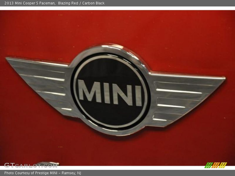 Blazing Red / Carbon Black 2013 Mini Cooper S Paceman