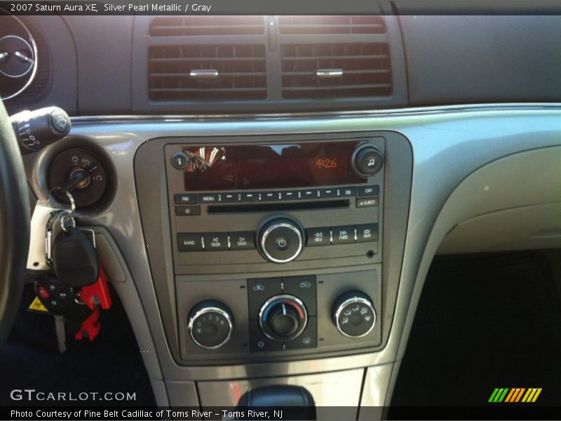 Silver Pearl Metallic / Gray 2007 Saturn Aura XE