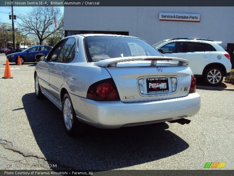 Brilliant Aluminum / Charcoal 2005 Nissan Sentra SE-R