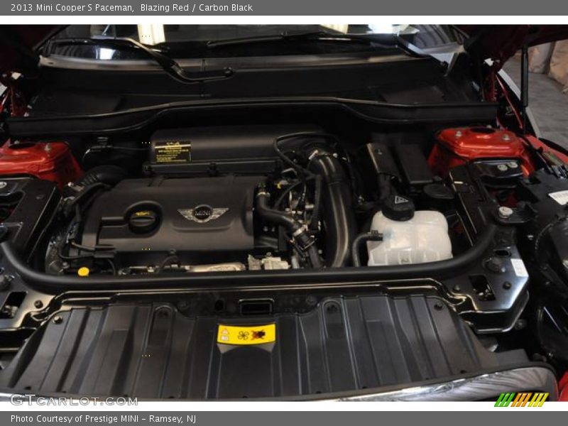Blazing Red / Carbon Black 2013 Mini Cooper S Paceman
