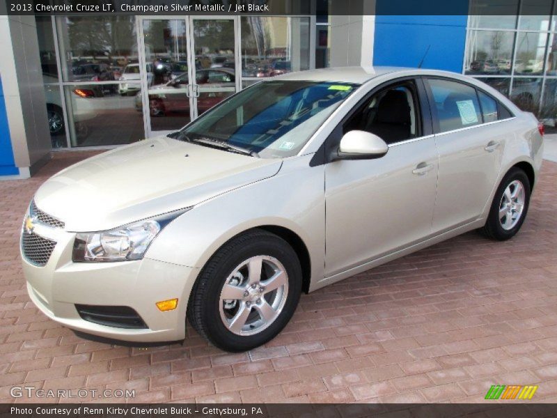 Champagne Silver Metallic / Jet Black 2013 Chevrolet Cruze LT