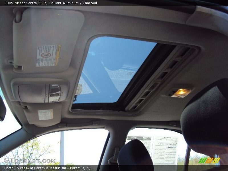 Brilliant Aluminum / Charcoal 2005 Nissan Sentra SE-R