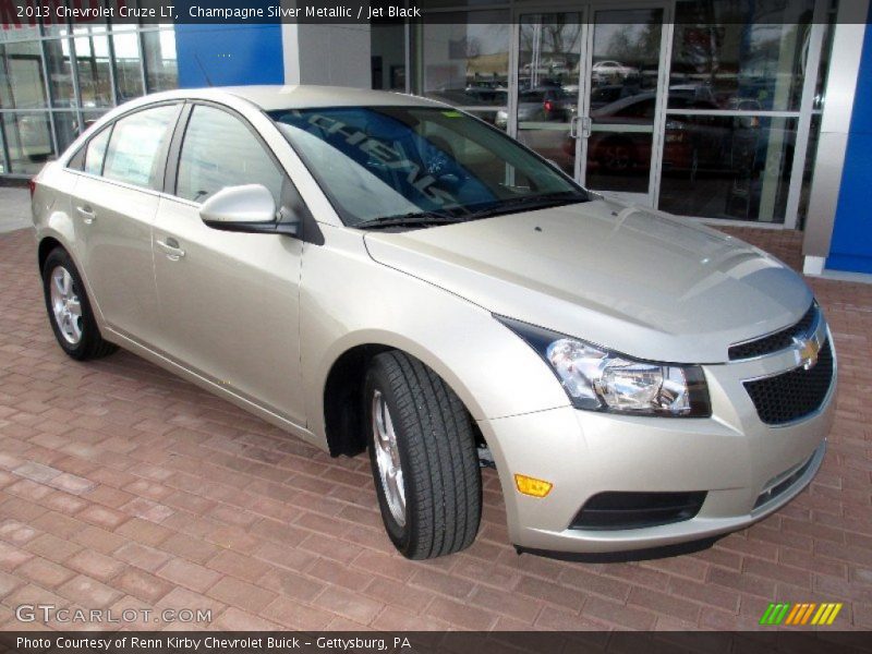 Champagne Silver Metallic / Jet Black 2013 Chevrolet Cruze LT