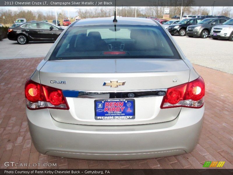 Champagne Silver Metallic / Jet Black 2013 Chevrolet Cruze LT