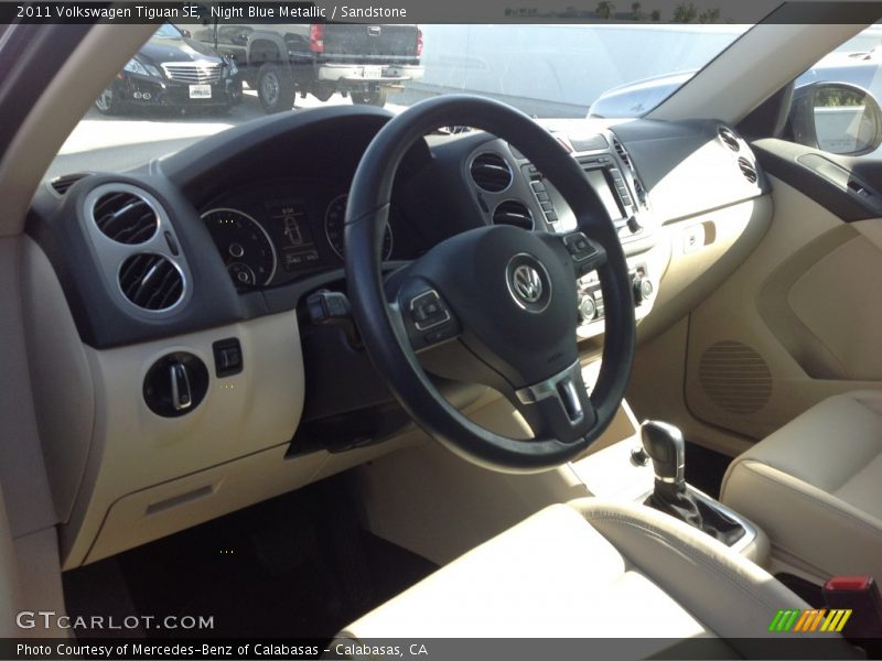 Night Blue Metallic / Sandstone 2011 Volkswagen Tiguan SE