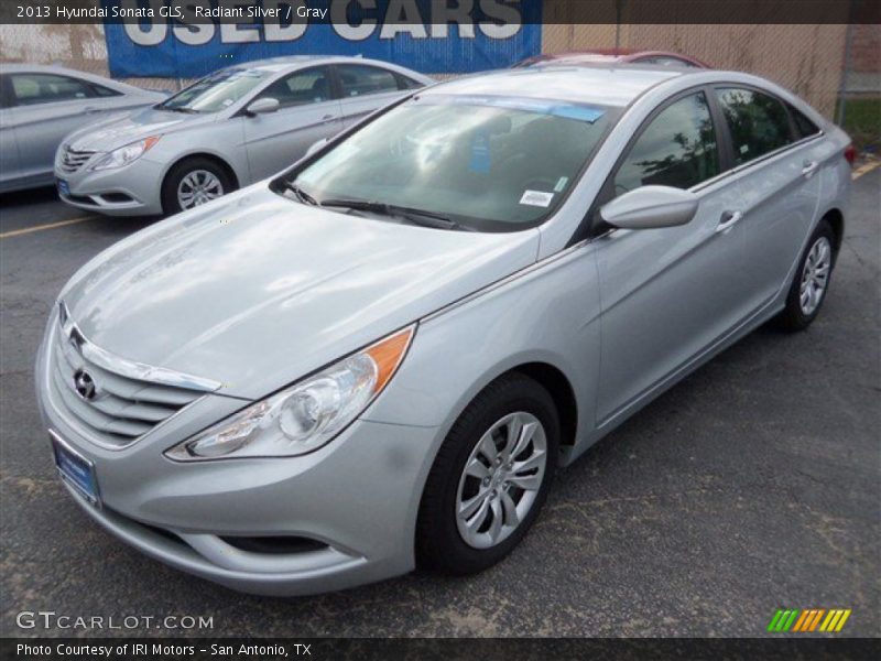 Radiant Silver / Gray 2013 Hyundai Sonata GLS