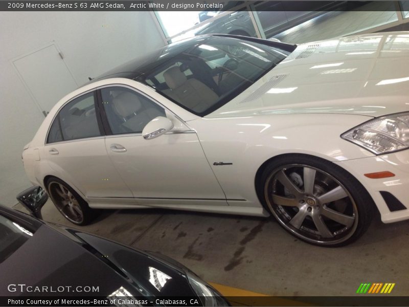 Arctic White / designo Porcelain 2009 Mercedes-Benz S 63 AMG Sedan
