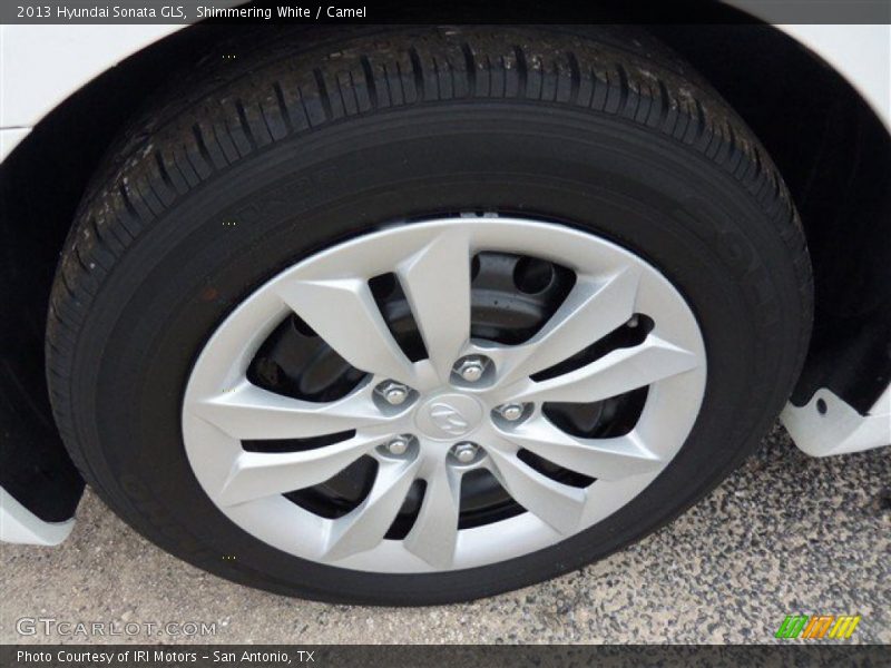 Shimmering White / Camel 2013 Hyundai Sonata GLS