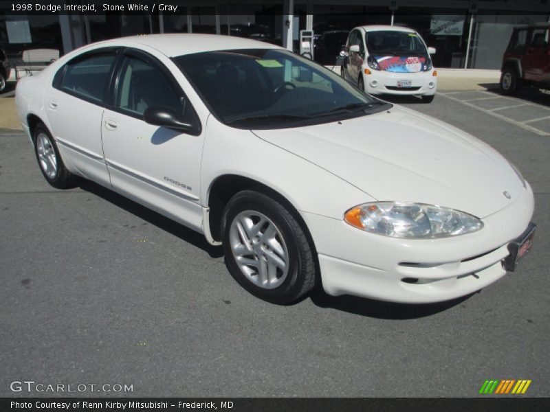 Front 3/4 View of 1998 Intrepid 