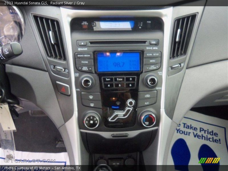 Radiant Silver / Gray 2013 Hyundai Sonata GLS