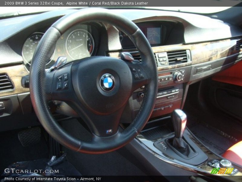 Dashboard of 2009 3 Series 328xi Coupe