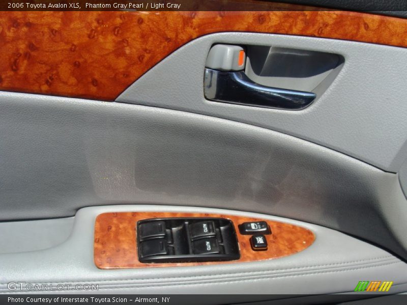 Phantom Gray Pearl / Light Gray 2006 Toyota Avalon XLS