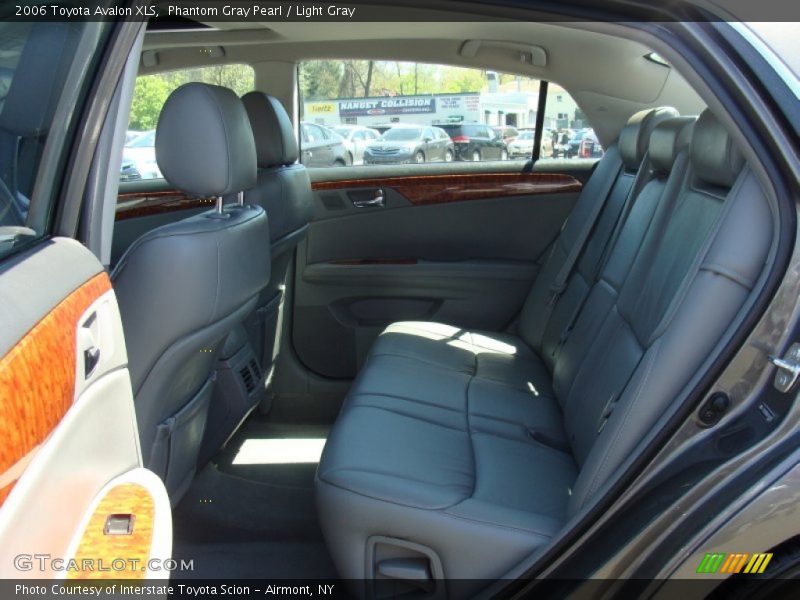 Phantom Gray Pearl / Light Gray 2006 Toyota Avalon XLS