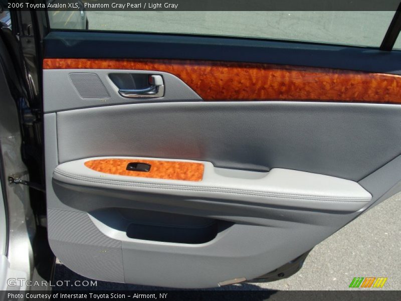 Phantom Gray Pearl / Light Gray 2006 Toyota Avalon XLS