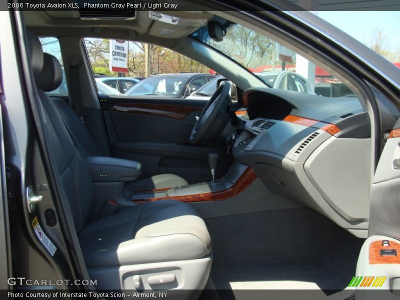 Phantom Gray Pearl / Light Gray 2006 Toyota Avalon XLS