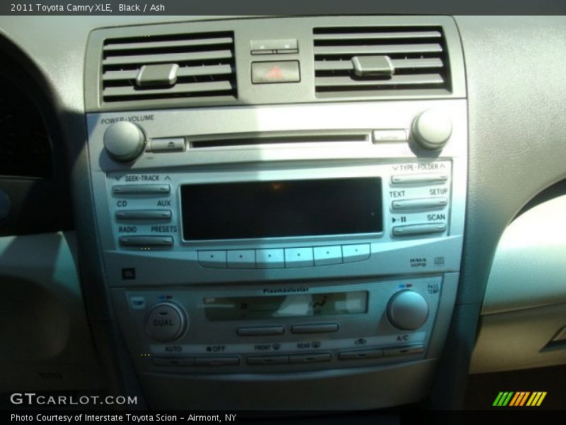 Black / Ash 2011 Toyota Camry XLE