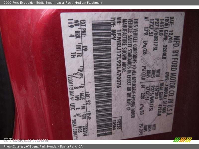 Laser Red / Medium Parchment 2002 Ford Expedition Eddie Bauer