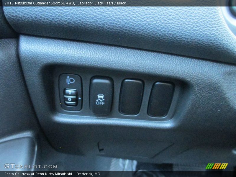 Labrador Black Pearl / Black 2013 Mitsubishi Outlander Sport SE 4WD