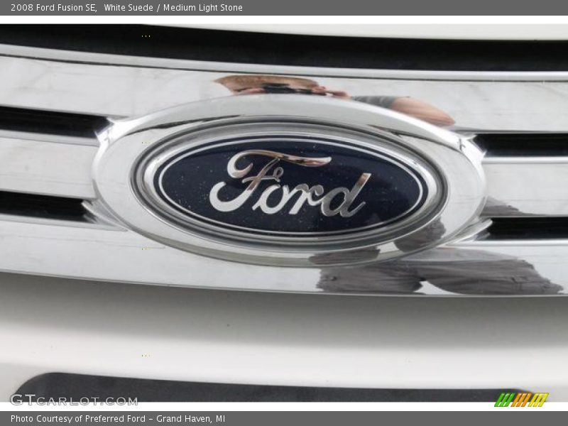 White Suede / Medium Light Stone 2008 Ford Fusion SE