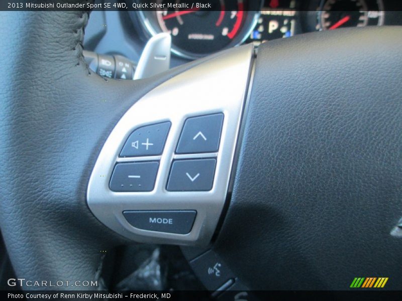 Quick Silver Metallic / Black 2013 Mitsubishi Outlander Sport SE 4WD