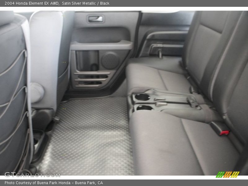 Satin Silver Metallic / Black 2004 Honda Element EX AWD