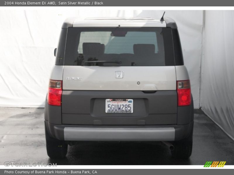 Satin Silver Metallic / Black 2004 Honda Element EX AWD