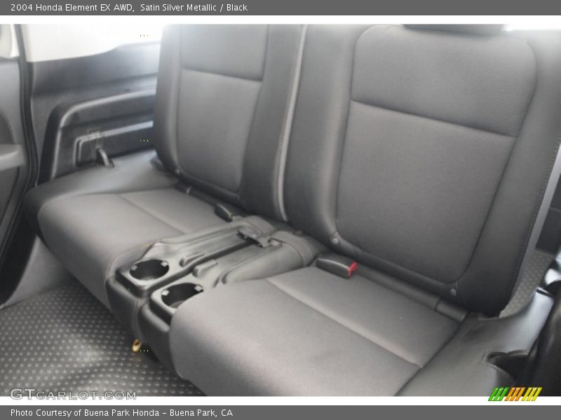 Satin Silver Metallic / Black 2004 Honda Element EX AWD