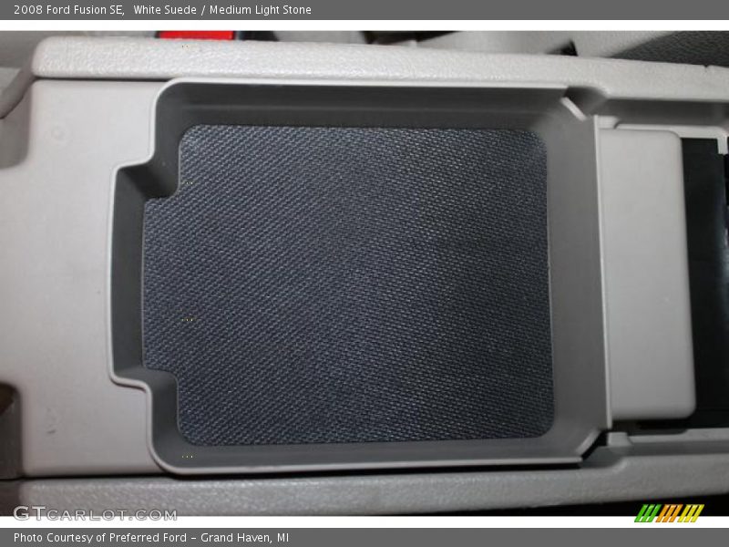 White Suede / Medium Light Stone 2008 Ford Fusion SE