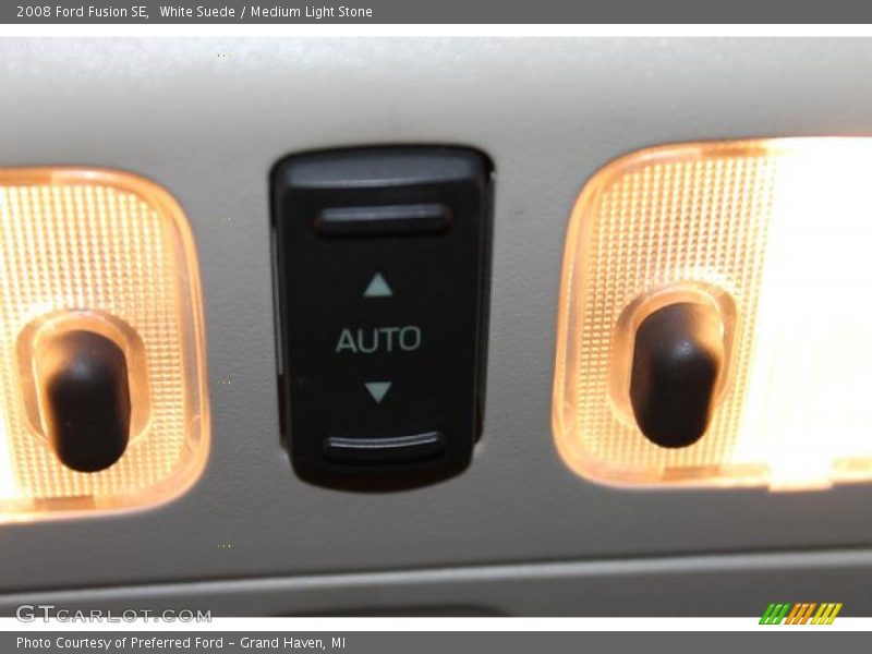 White Suede / Medium Light Stone 2008 Ford Fusion SE