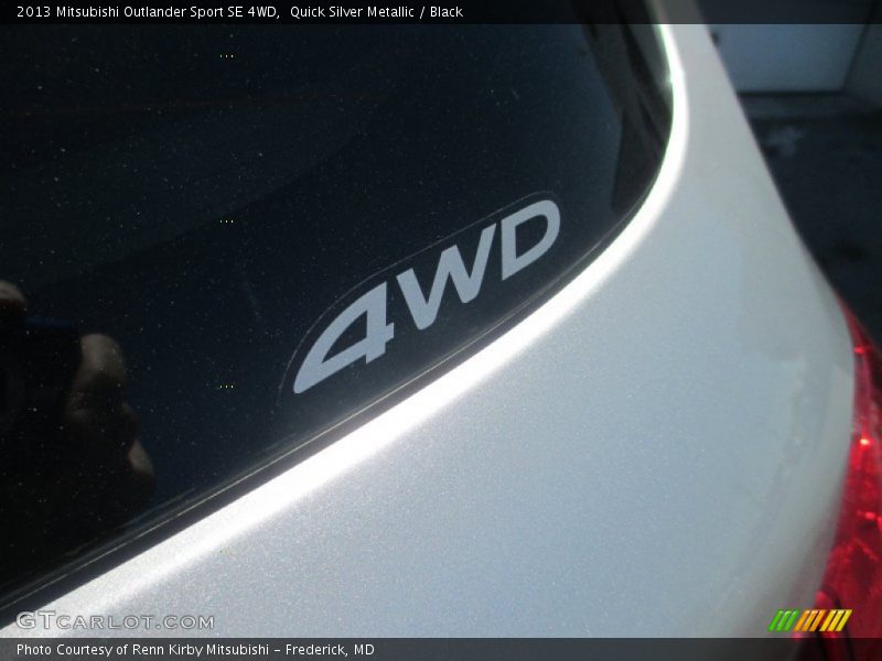 Quick Silver Metallic / Black 2013 Mitsubishi Outlander Sport SE 4WD