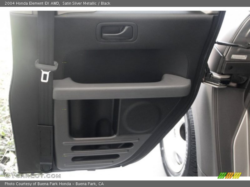 Satin Silver Metallic / Black 2004 Honda Element EX AWD