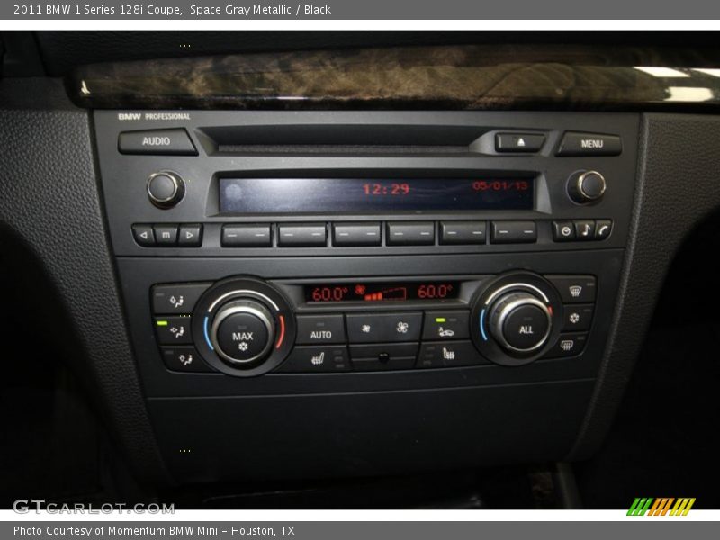 Audio System of 2011 1 Series 128i Coupe