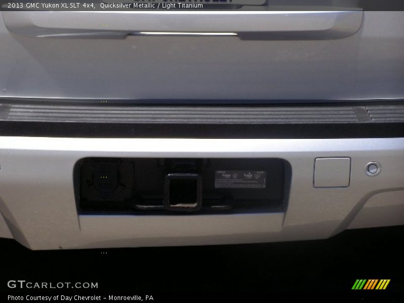 Quicksilver Metallic / Light Titanium 2013 GMC Yukon XL SLT 4x4