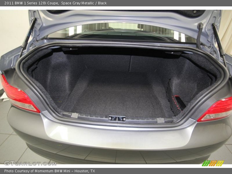  2011 1 Series 128i Coupe Trunk