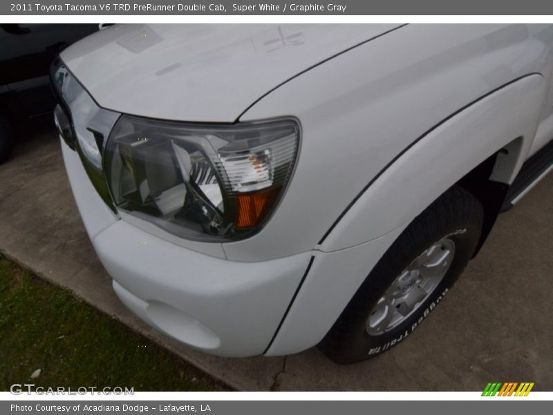 Super White / Graphite Gray 2011 Toyota Tacoma V6 TRD PreRunner Double Cab