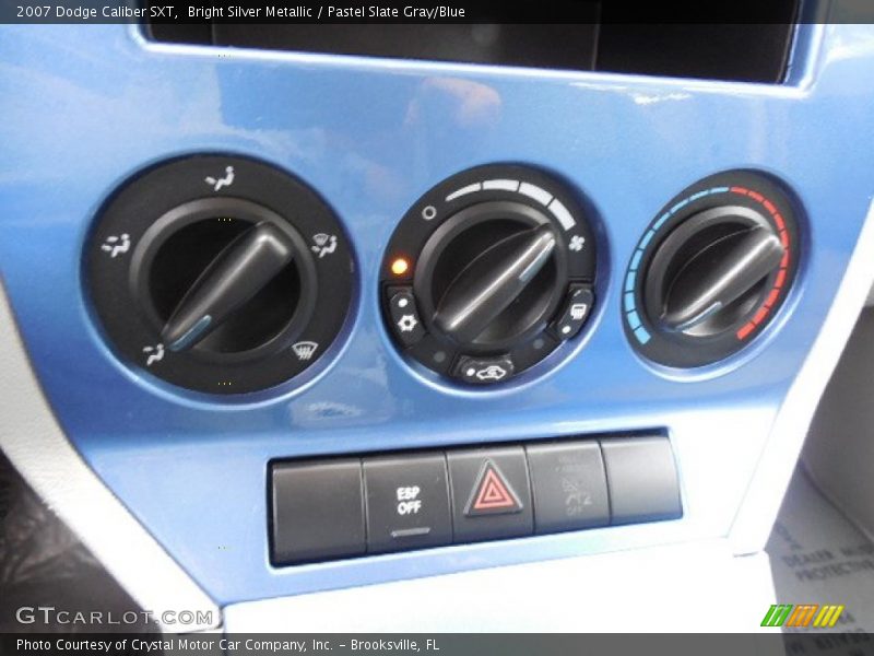 Controls of 2007 Caliber SXT