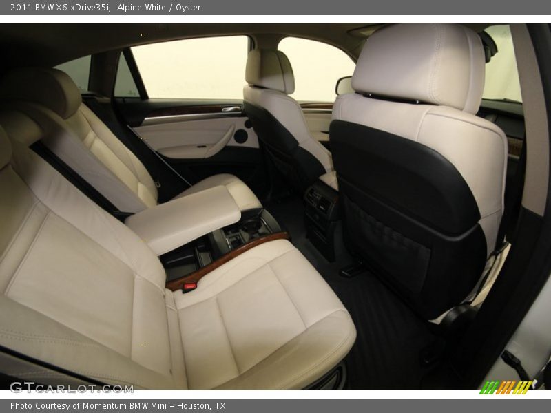 Alpine White / Oyster 2011 BMW X6 xDrive35i